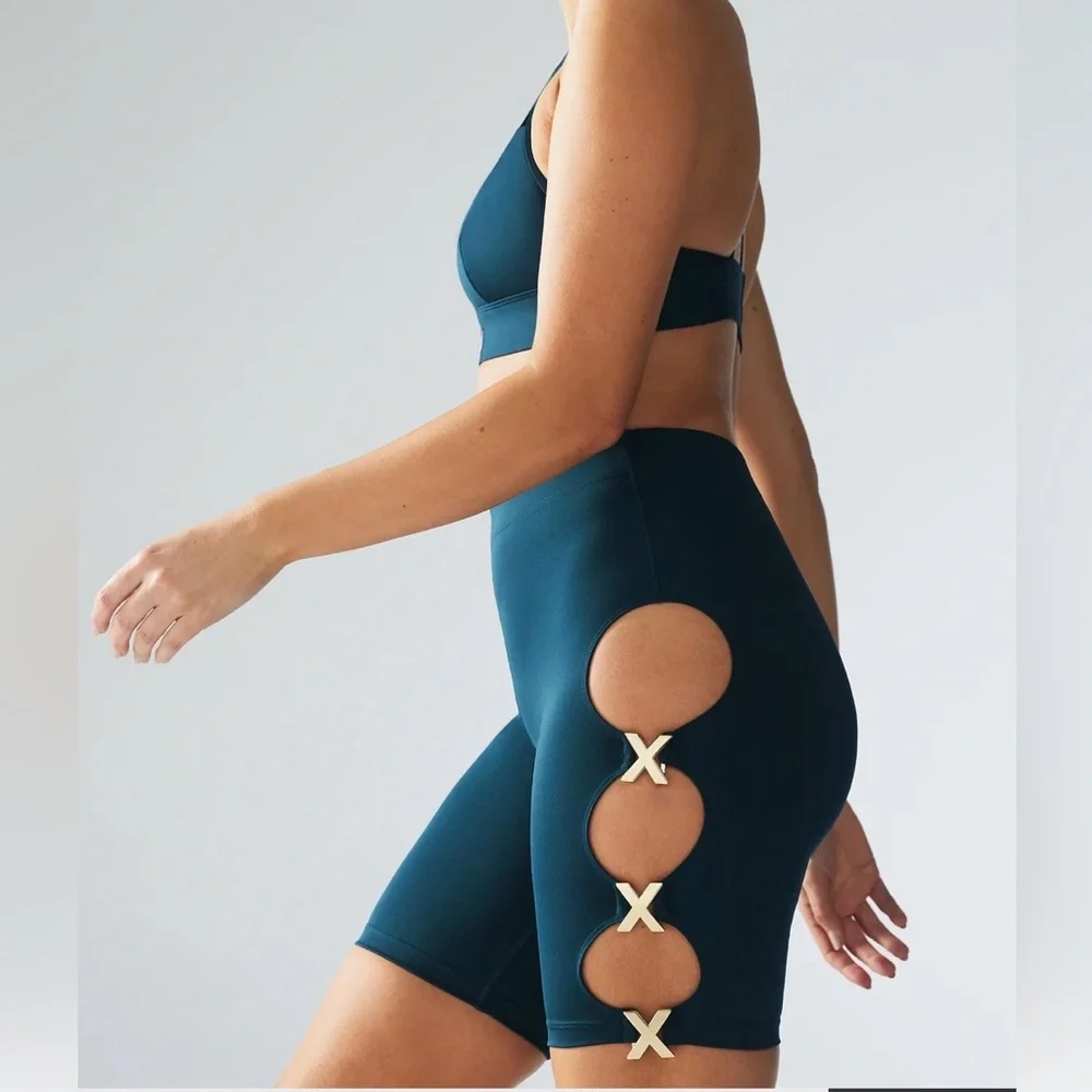 Savage X Fenty SavageXXX Cut-Out Bike Shorts & Sports Bra Set | Teal | Medium - Picture 2 of 4